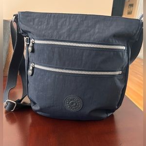 Kipling crossbody purse